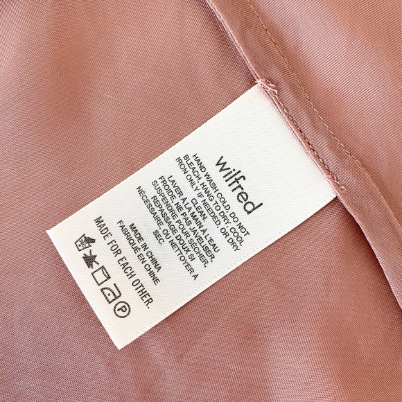 Aritzia Wilfred Ruffled Silky Camisole - Picture 7 of 8